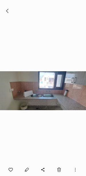 Living Room in 3 BHK Builder Floor at Sector 34 – for Rent