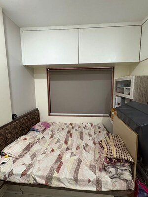 Bedroom in 4 BHK Apartment at Kamgar Putala Vasahat – for Rent