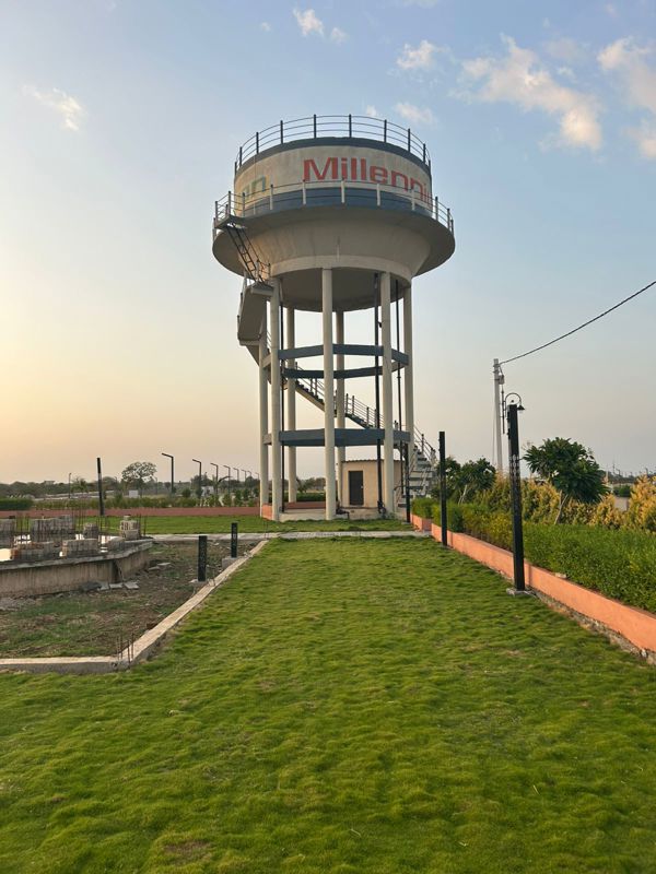 1000 Sq.Ft. Plot in Barodiya Ema