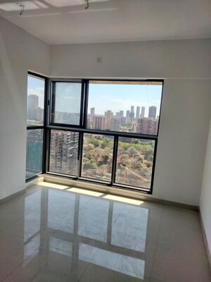 2 BHK Apartment For Rent in UK Iridium, Kandivali East
