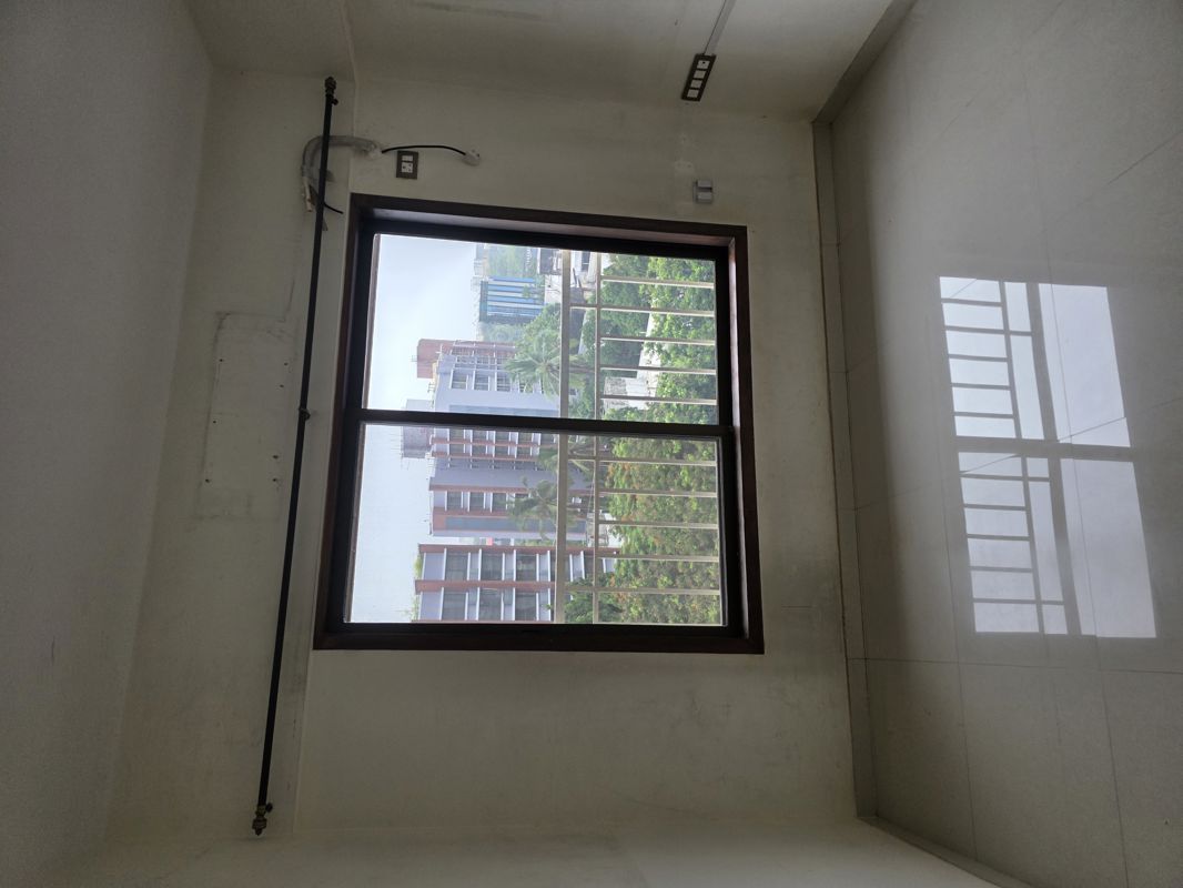 2 BHK 750 Sq.Ft. Apartment in  Rushi The Kollage Andheri