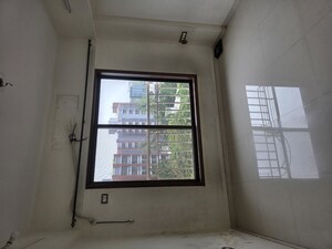 Room in 2 BHK Apartment at  Rushi The Kollage Andheri, Andheri East – for Rent
