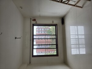 Room in 2 BHK Apartment at  Rushi The Kollage Andheri, Andheri East – for Rent