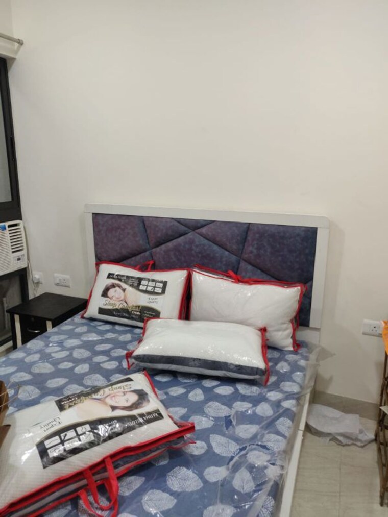 Bedroom, lodha-crown-quality-homes 2 Bedroom 560 Sq.Ft. Apartment In Majiwada Thane 10468438