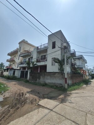  Plot – Exterior View View at Morabadi - for Sale