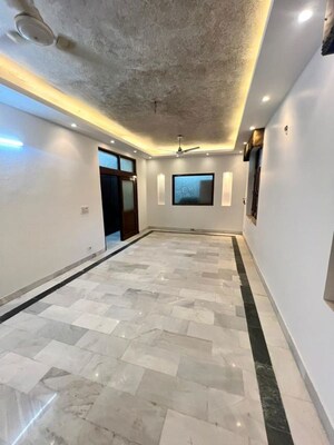 3 BHK Builder Floor For Rent in Naraina