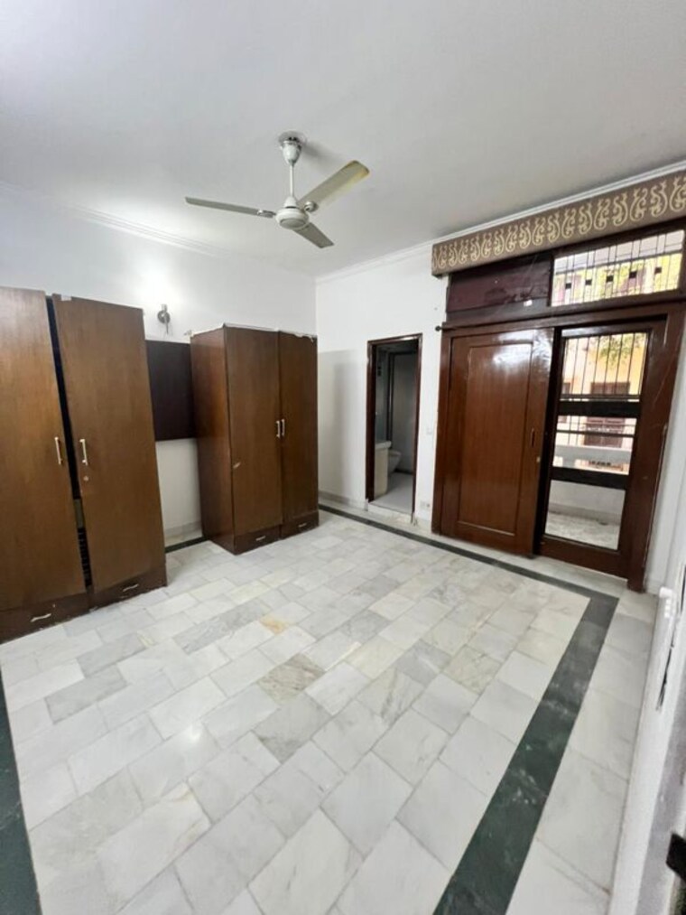 Bedroom, naraina 3 Bedroom 220 Sq.Yd. Builder Floor In Naraina Delhi 10468462