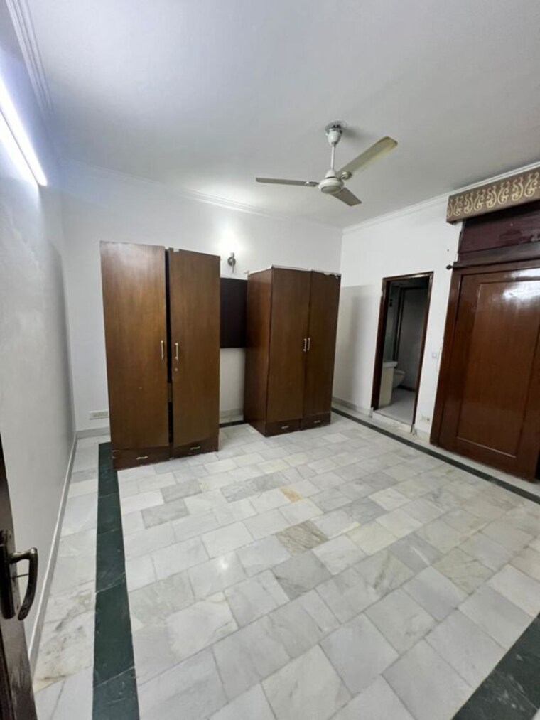 Bedroom, naraina 3 Bedroom 220 Sq.Yd. Builder Floor In Naraina Delhi 10468462
