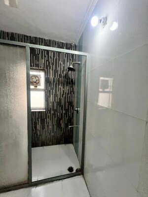 Bathroom in 3 BHK Builder Floor at Naraina – for Rent
