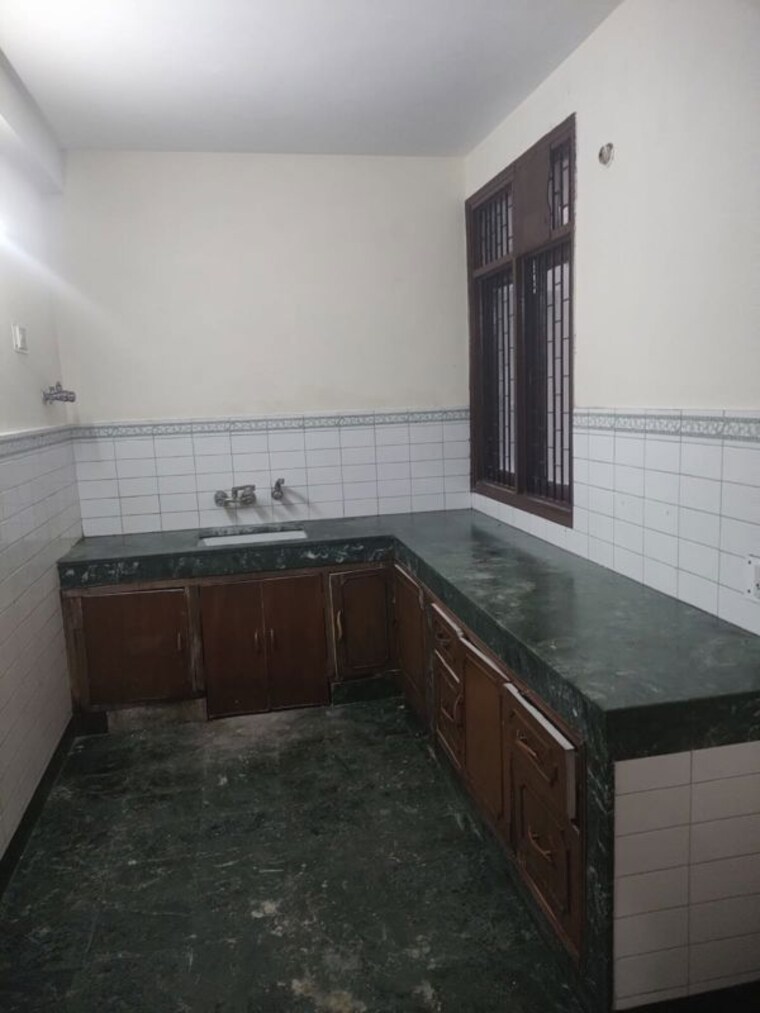 Kitchen, eros-cliffton-apartments 3 Bedroom 1330 Sq.Ft. Apartment In Charmwood Village Faridabad 10468461