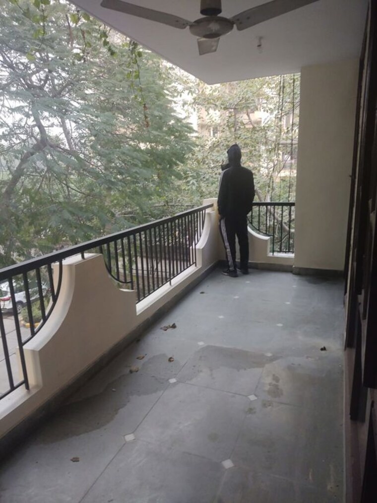 Balcony, eros-cliffton-apartments 3 Bedroom 1330 Sq.Ft. Apartment In Charmwood Village Faridabad 10468461
