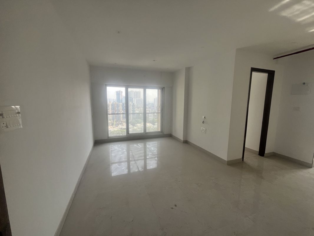 2 BHK 450 Sq.Ft. Apartment in Nine Reflex