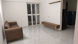 Room in 2 BHK Apartment at Gini Viviana, Balewadi – for Rent