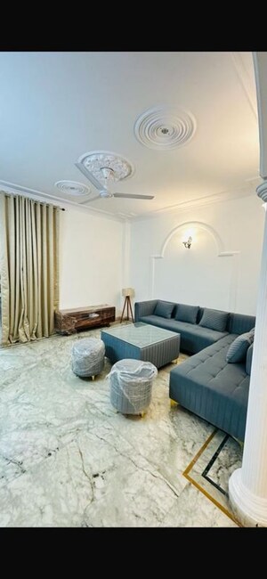 2 BHK Builder Floor For Rent in Kalkaji