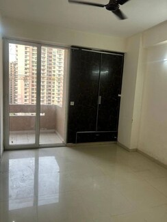 2 BHK + Store Room Apartment For Rent in Hawelia Valencia Homes