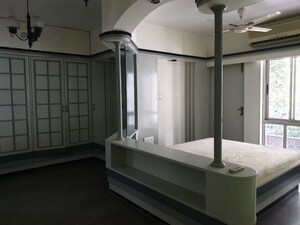 Bedroom in 3 BHK Apartment at Clover Classic, Koregaon Park – for Rent