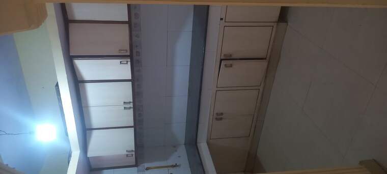 Kitchen, ip extension 2 Bedroom 950 Sq.Ft. Apartment In Ip Extension Delhi 10468542