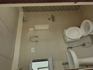 Bathroom in 3 BHK Apartment at Amrapali Verona Heights Phase II, Amrapali Leisure Valley – for Rent