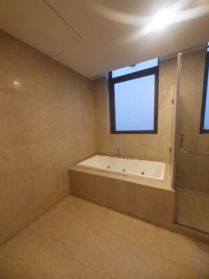 Washroom in 4 BHK Apartment at M3M Golf Estate Fairway West, Sector 65 – for Rent