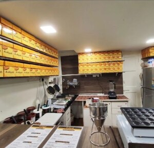  Shop For Rent in Chinchpokli