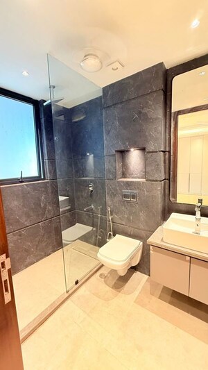 Bathroom in 3 BHK Builder Floor at BPTP Green Oaks, Sector 70a – for Sale
