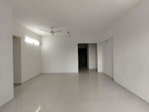 Room in 3 BHK Apartment at Kumar Palmspring Towers, Undri – for Sale