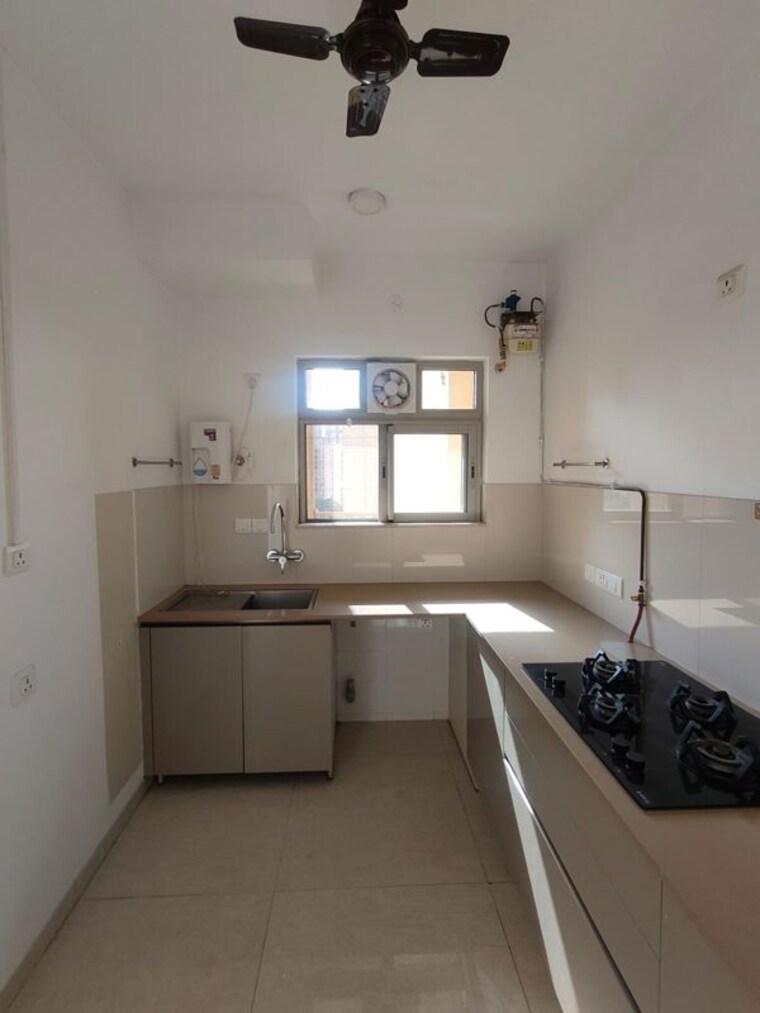 Kitchen, hiranandani-eagleridge-wing-b 2 Bedroom 700 Sq.Ft. Apartment In Thane West Thane 10468596
