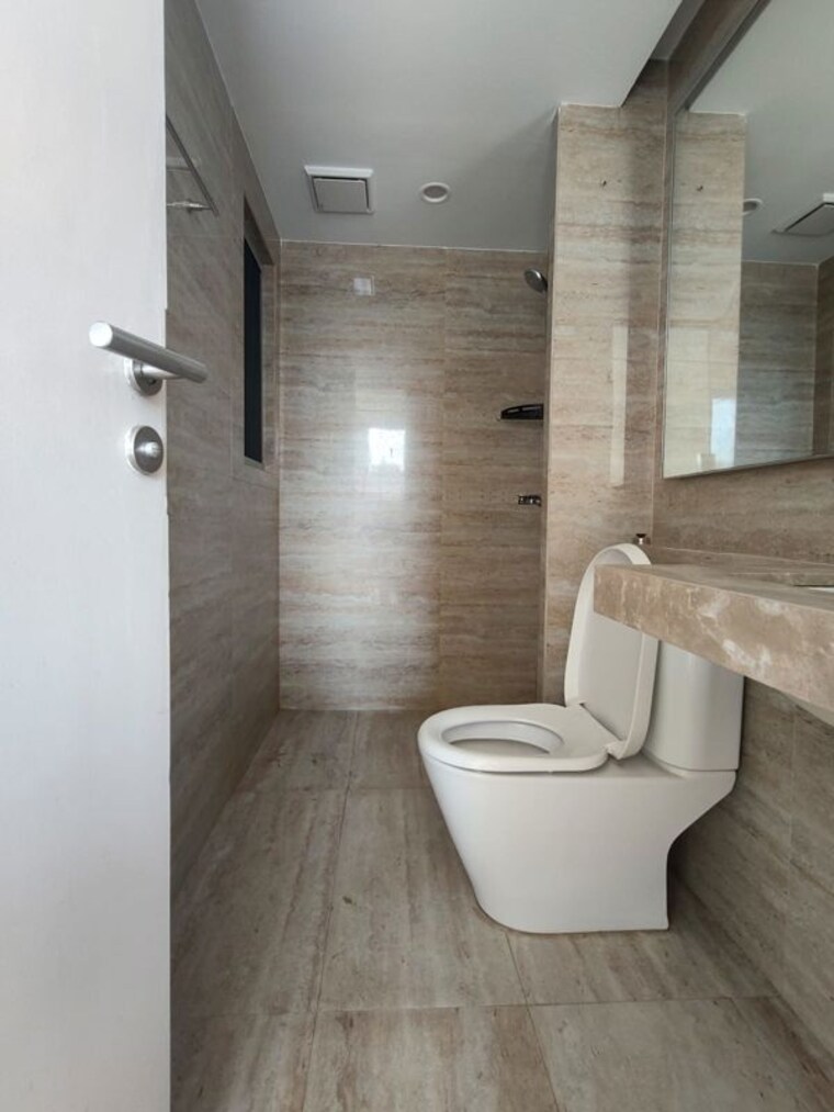 Bathroom, hiranandani-eagleridge-wing-b 2 Bedroom 700 Sq.Ft. Apartment In Thane West Thane 10468596