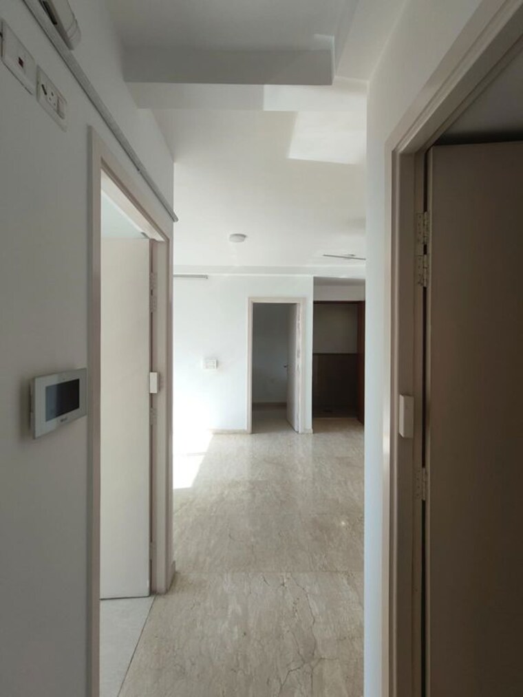 undefined, hiranandani-eagleridge-wing-b 2 Bedroom 700 Sq.Ft. Apartment In Thane West Thane 10468596