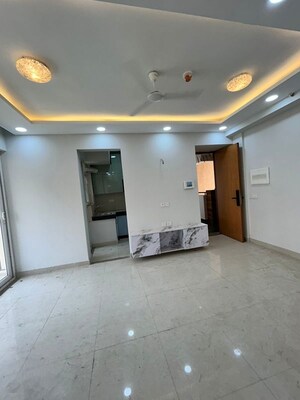 2 BHK Apartment For Rent in Tata Eureka Park, Sector 150