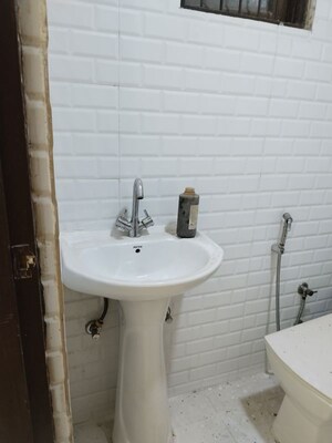 Bathroom in 2 BHK Apartment at Jawahar Nagar – for Rent