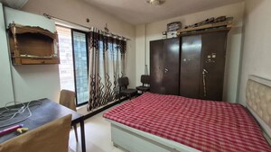 Bedroom in 2 BHK Apartment at Goregaon East – for Rent