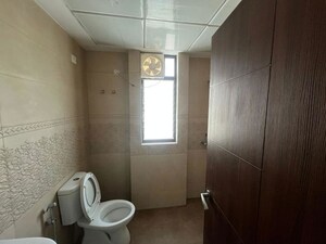 Bathroom in 3 BHK Apartment at Shalimar Mannat, Faizabad Road – for Rent