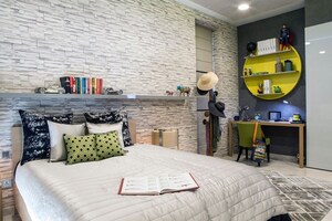 Parking in 4 BHK Apartment at Forum Atmosphere, Topsia – for Sale