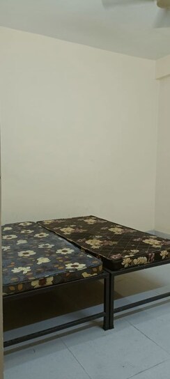2 BHK Independent House For Rent in Chinhat