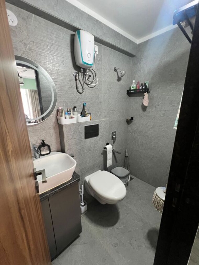 Bathroom, kannamwar nagar 2 Bedroom 850 Sq.Ft. Apartment In Kannamwar Nagar Mumbai 10468646