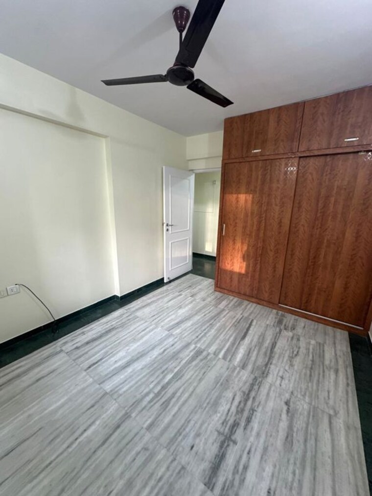 Room, hiranandani-tiara 3 Bedroom 1000 Sq.Ft. Apartment In Ghodbunder Road Thane 10468669