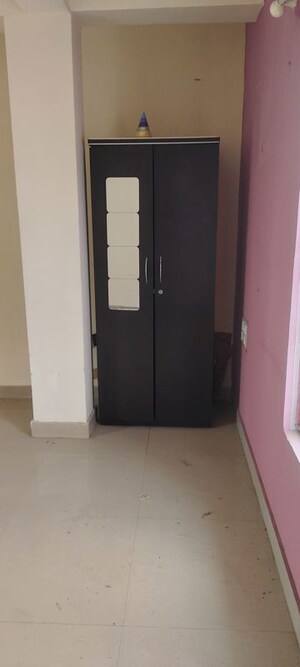 Room in 1 RK Builder Floor at High Grounds – for Rent