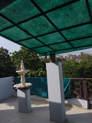 2 BHK Builder Floor – Garden View at Sector 40 - for Rent
