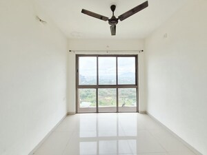 Room in 2 BHK Apartment at Runwal My City Phase II Cluster 05, Dombivli East – for Rent