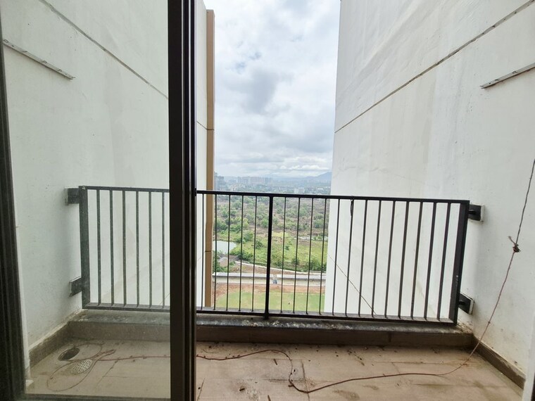 Balcony, runwal-my-city-phase-ii-cluster-05 2 Bedroom 580 Sq.Ft. Apartment In Dombivli East Thane 10468700
