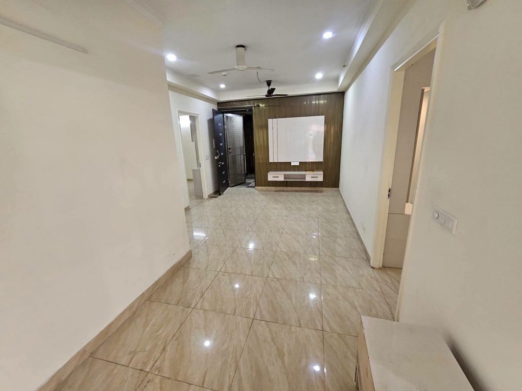 2 BHK + Store Room 1075 Sq.Ft. Apartment in Paramount Emotions