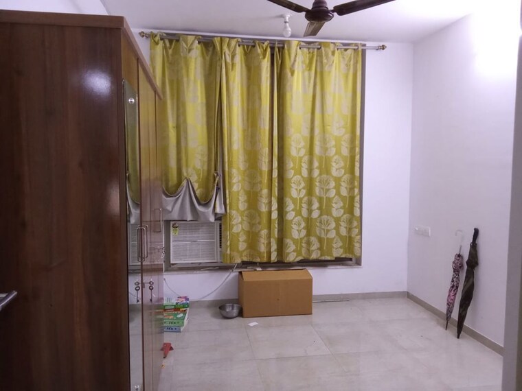 Bedroom, hiranandani-estate-rodas-enclave 2 Bedroom 727 Sq.Ft. Apartment In Ghodbunder Road Thane 10468721