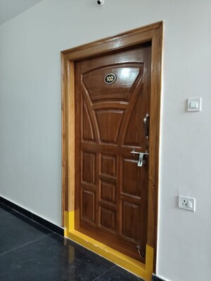 Furnished Amenities in 3 BHK Apartment at Madhapur – for Rent