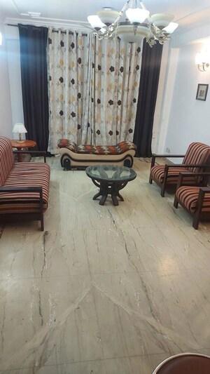Living Room in 3 BHK Builder Floor at Dlf Cyber City – for Rent