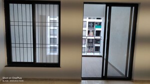 Room in 2 BHK Apartment at Rama Metro Life Maxima Residences, Tathawade – for Rent