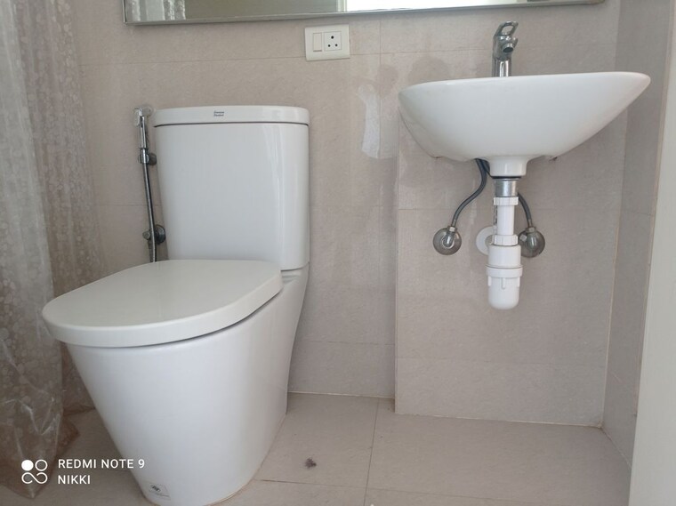 Bathroom, hiranandani-solitaire-studio-apartment 1 Bedroom 404 Sq.Ft. Apartment In Ghodbunder Road Thane 10468729