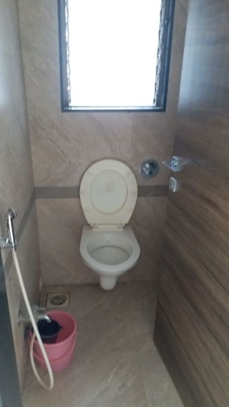 Bathroom, omkar-signet 2 Bedroom 510 Sq.Ft. Apartment In Malad East Mumbai 10468764