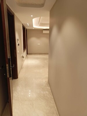 3 BHK Builder Floor For Rent in Sector 42