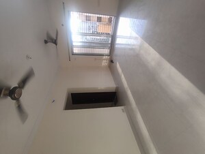 1 BHK Apartment For Rent in Cosmos Empress Park, Ghodbunder Road